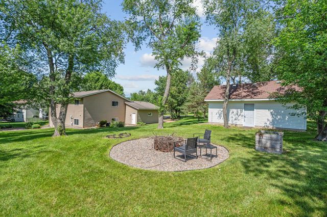 40744 Fenian Way, North Branch, MN 55056