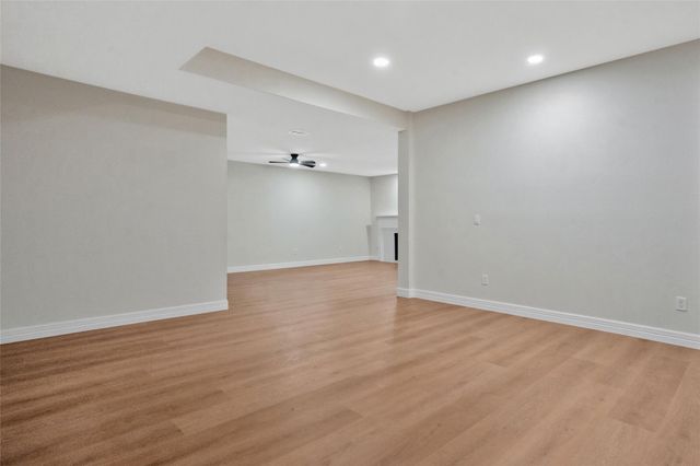 3 Still Corner Place, Spring, TX 77381