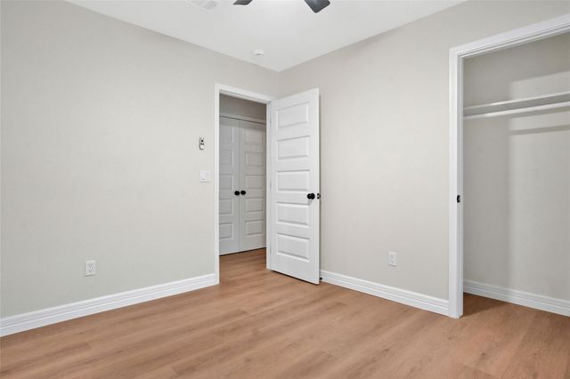 3 Still Corner Place, Spring, TX 77381