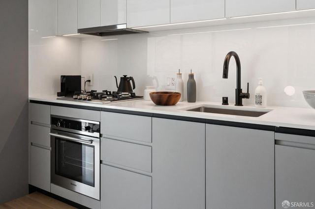 960 Market Street 807, San Francisco, CA 94102