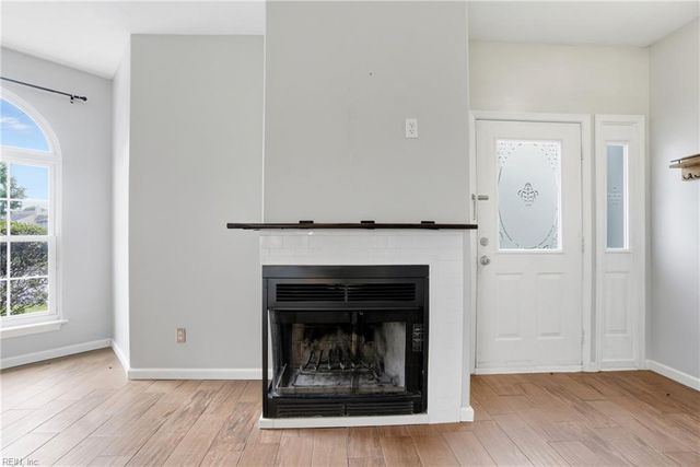 4604 Islander CT, Virginia Beach, VA 23455