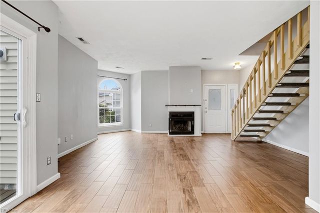 4604 Islander CT, Virginia Beach, VA 23455