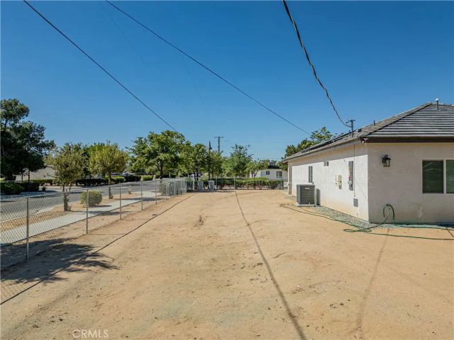 16150 Smoke Tree, Hesperia, CA 92345