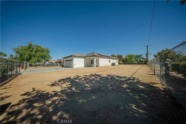 16150 Smoke Tree, Hesperia, CA 92345