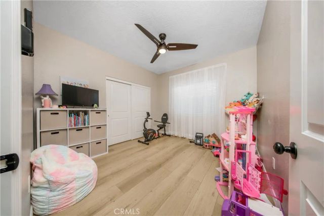 16150 Smoke Tree, Hesperia, CA 92345