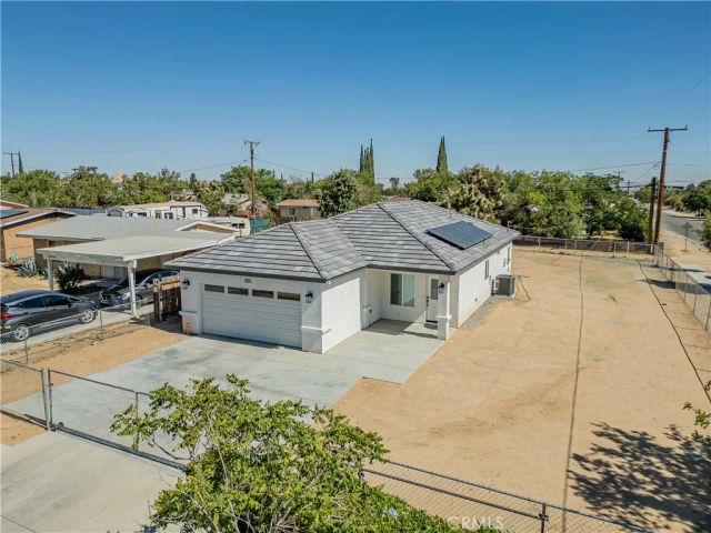 16150 Smoke Tree, Hesperia, CA 92345