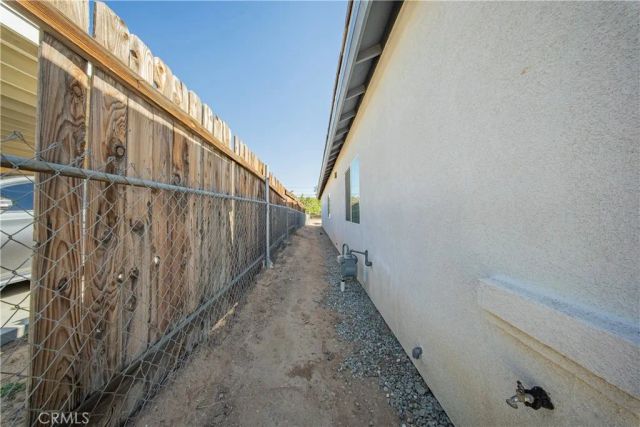 16150 Smoke Tree, Hesperia, CA 92345