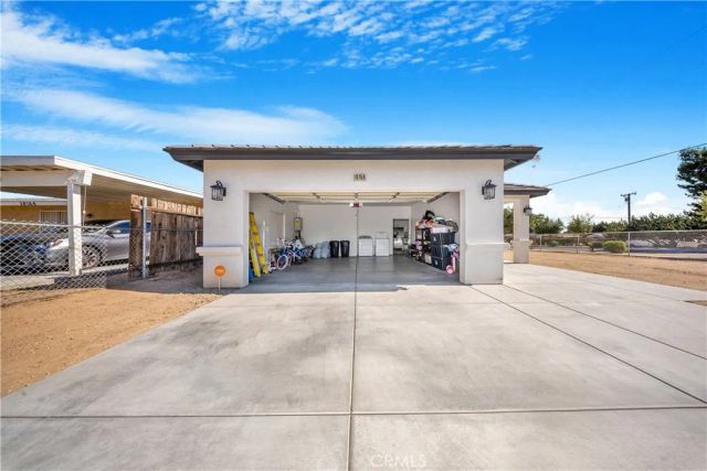 16150 Smoke Tree, Hesperia, CA 92345