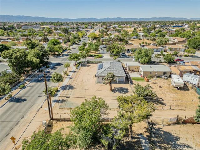 16150 Smoke Tree, Hesperia, CA 92345
