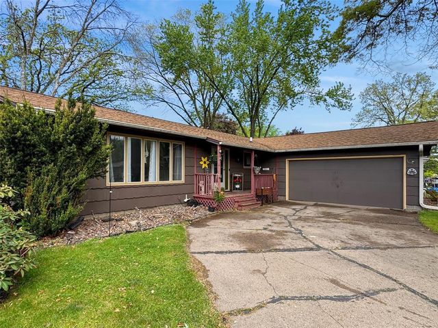 3128 Monroe Street, Eau Claire, WI 54703