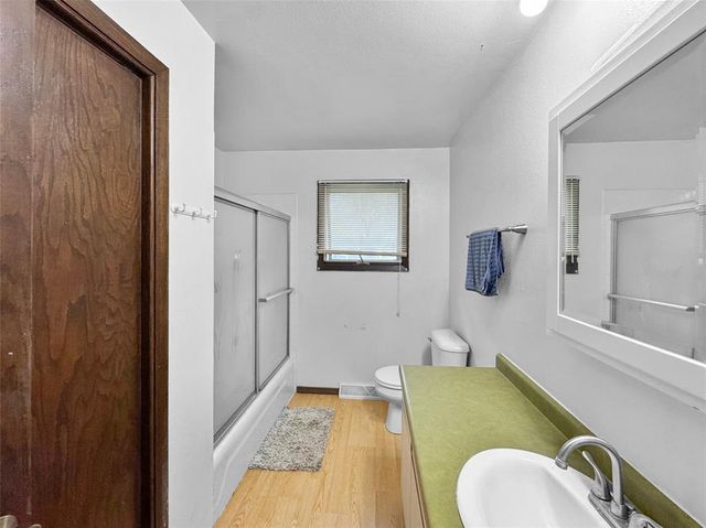 3128 Monroe Street, Eau Claire, WI 54703