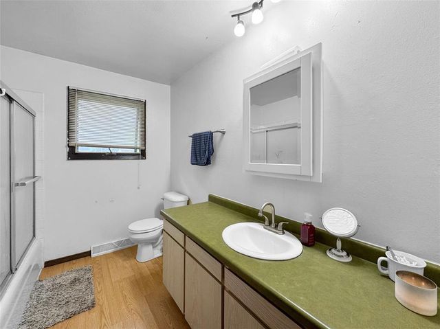 3128 Monroe Street, Eau Claire, WI 54703
