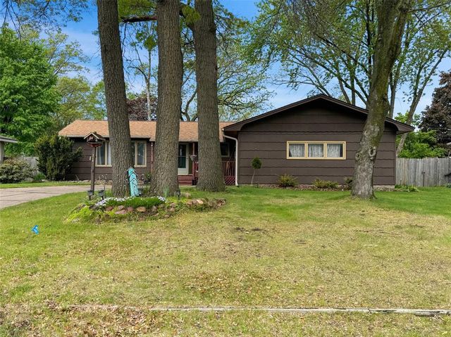 3128 Monroe Street, Eau Claire, WI 54703