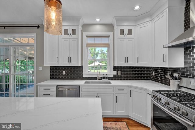 208 SOUTHGATE DR, Lancaster, PA 17602