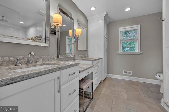 208 SOUTHGATE DR, Lancaster, PA 17602