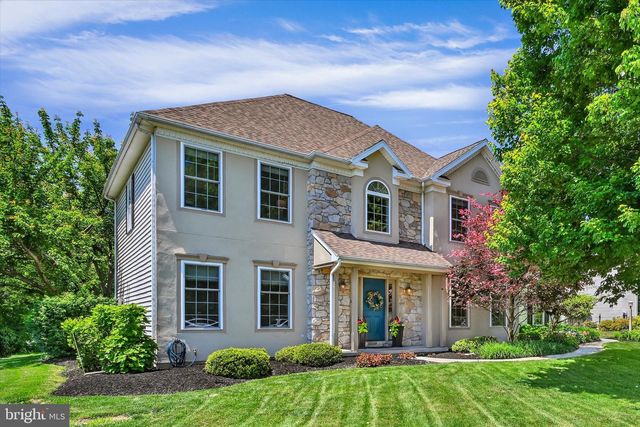 208 SOUTHGATE DR, Lancaster, PA 17602