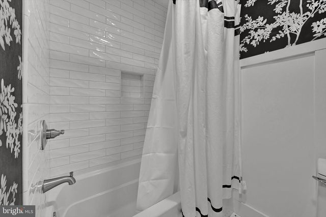 208 SOUTHGATE DR, Lancaster, PA 17602
