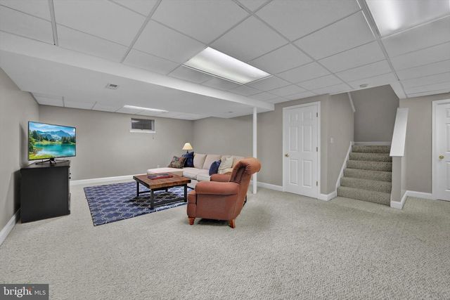 208 SOUTHGATE DR, Lancaster, PA 17602