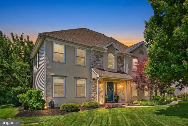 208 SOUTHGATE DR, Lancaster, PA 17602