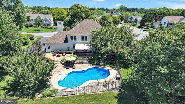 208 SOUTHGATE DR, Lancaster, PA 17602