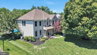 208 SOUTHGATE DR, Lancaster, PA 17602