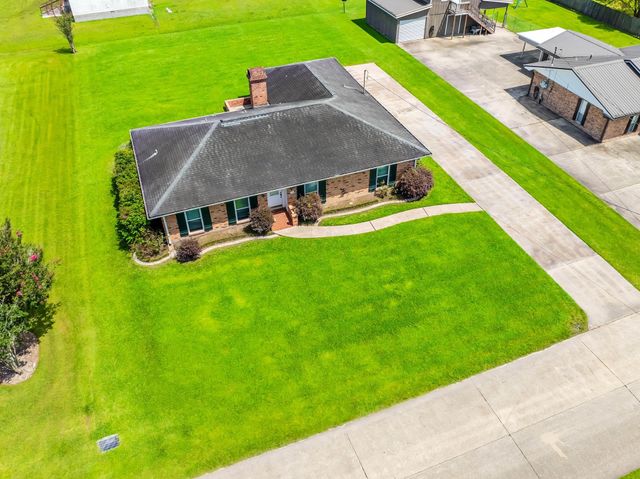 113 Emerald Park Drive, Thibodaux, LA 70301