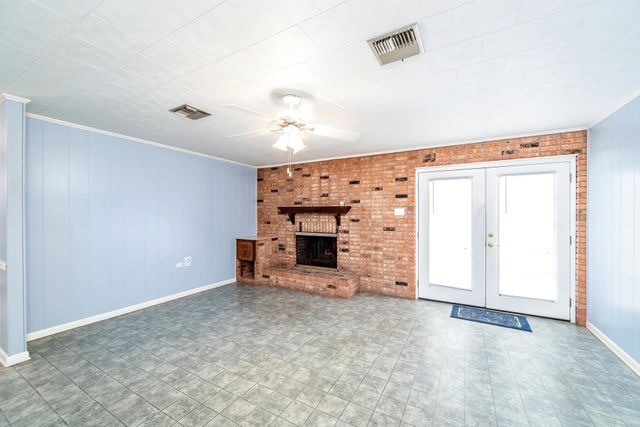 113 Emerald Park Drive, Thibodaux, LA 70301