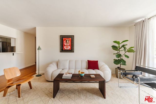 601 E Del Mar Boulevard 204, Pasadena, CA 91101
