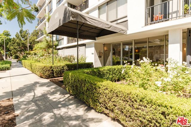 601 E Del Mar Boulevard 204, Pasadena, CA 91101