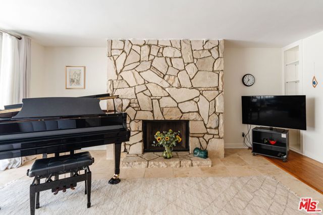 601 E Del Mar Boulevard 204, Pasadena, CA 91101