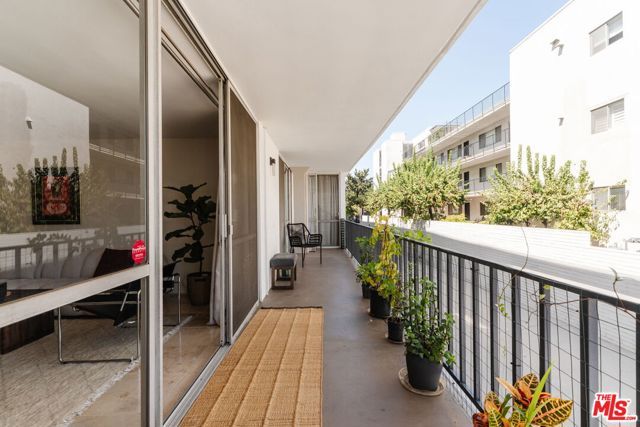 601 E Del Mar Boulevard 204, Pasadena, CA 91101