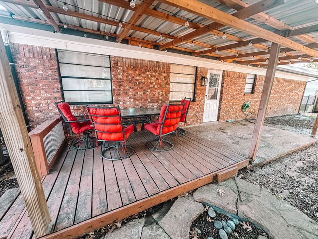 116 Gantt Street, Terrell, TX 75160