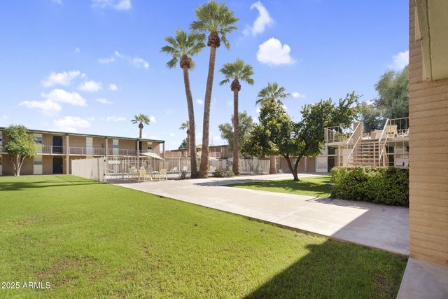 3737 E TURNEY Avenue 120, Phoenix, AZ 85018