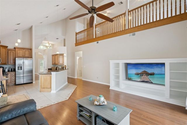 981 N LAKE CLAIRE CIRCLE, Oviedo, FL 32765