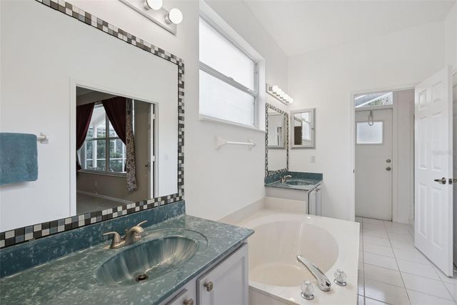 981 N LAKE CLAIRE CIRCLE, Oviedo, FL 32765