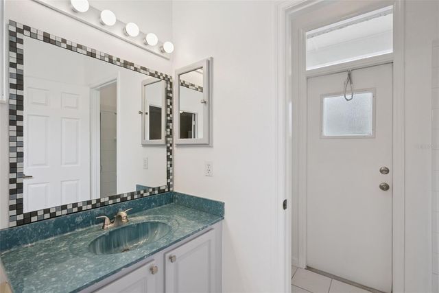 981 N LAKE CLAIRE CIRCLE, Oviedo, FL 32765