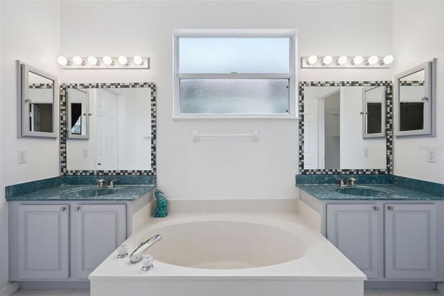 981 N LAKE CLAIRE CIRCLE, Oviedo, FL 32765