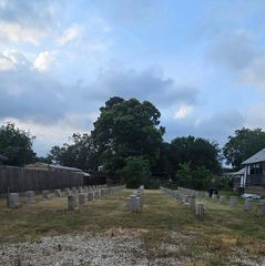 2710 Sledge Street, Waller, TX 77484
