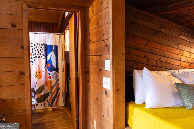 82 Twilight Dell Road, Sautee Nacoochee, GA 30571