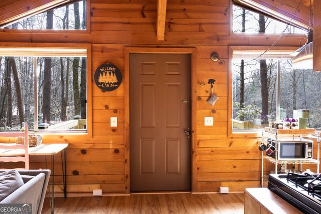 82 Twilight Dell Road, Sautee Nacoochee, GA 30571