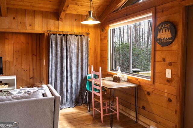 82 Twilight Dell Road, Sautee Nacoochee, GA 30571