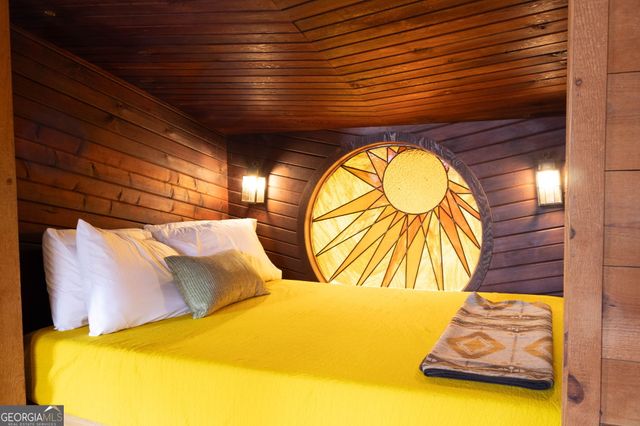 82 Twilight Dell Road, Sautee Nacoochee, GA 30571