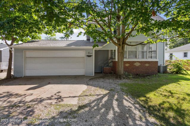 114 N Center Street, Eaton Rapids, MI 48827