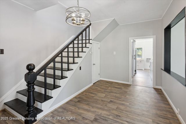 114 N Center Street, Eaton Rapids, MI 48827