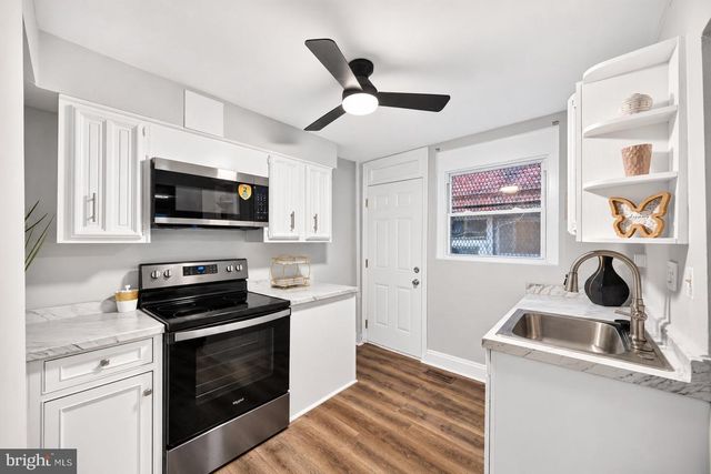 2726 ELLICOTT DRWY, Baltimore, MD 21216