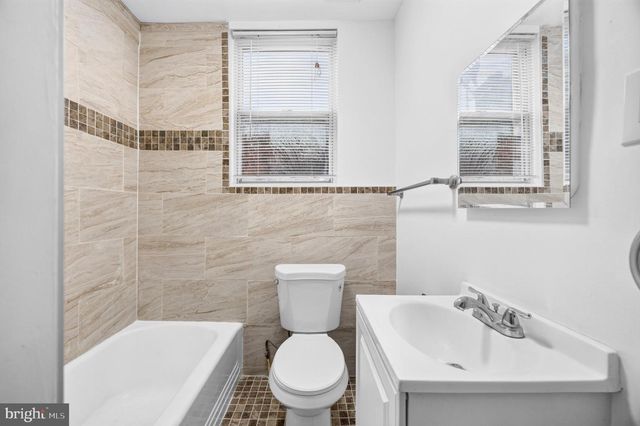 2726 ELLICOTT DRWY, Baltimore, MD 21216