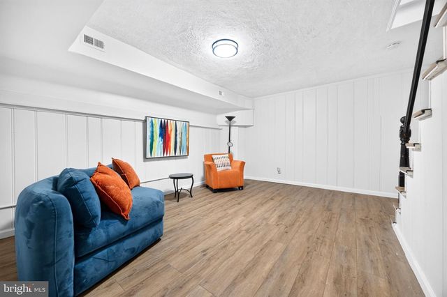 2726 ELLICOTT DRWY, Baltimore, MD 21216