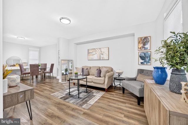 2726 ELLICOTT DRWY, Baltimore, MD 21216