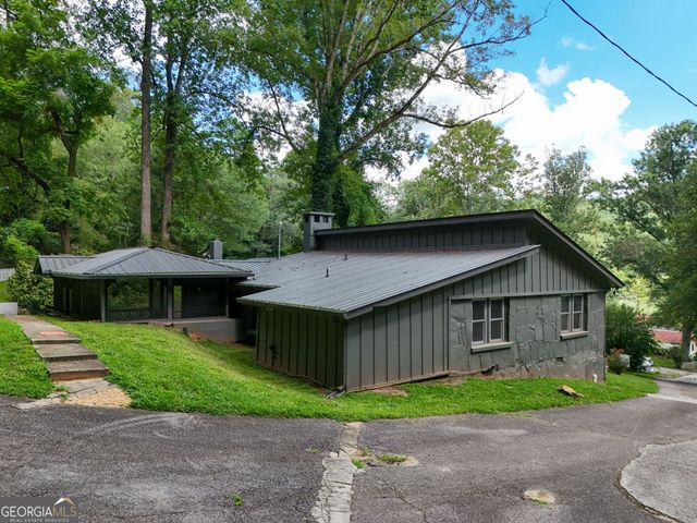 56 Hawthorn Lane, Clayton, GA 30525