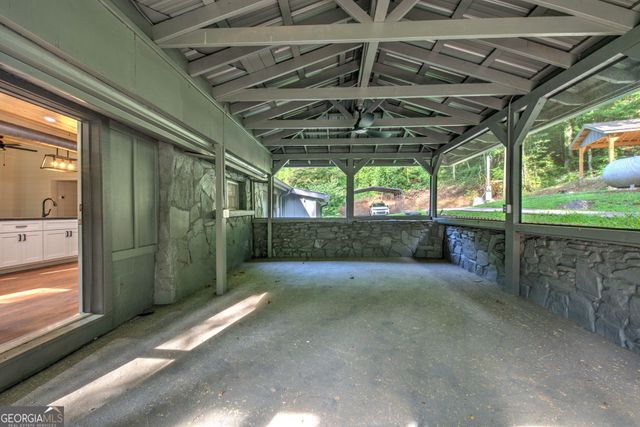 56 Hawthorn Lane, Clayton, GA 30525